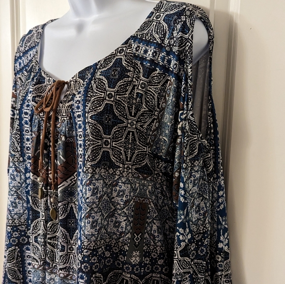 Boho Style Top Size XL (NWT) - Picture 5 of 9